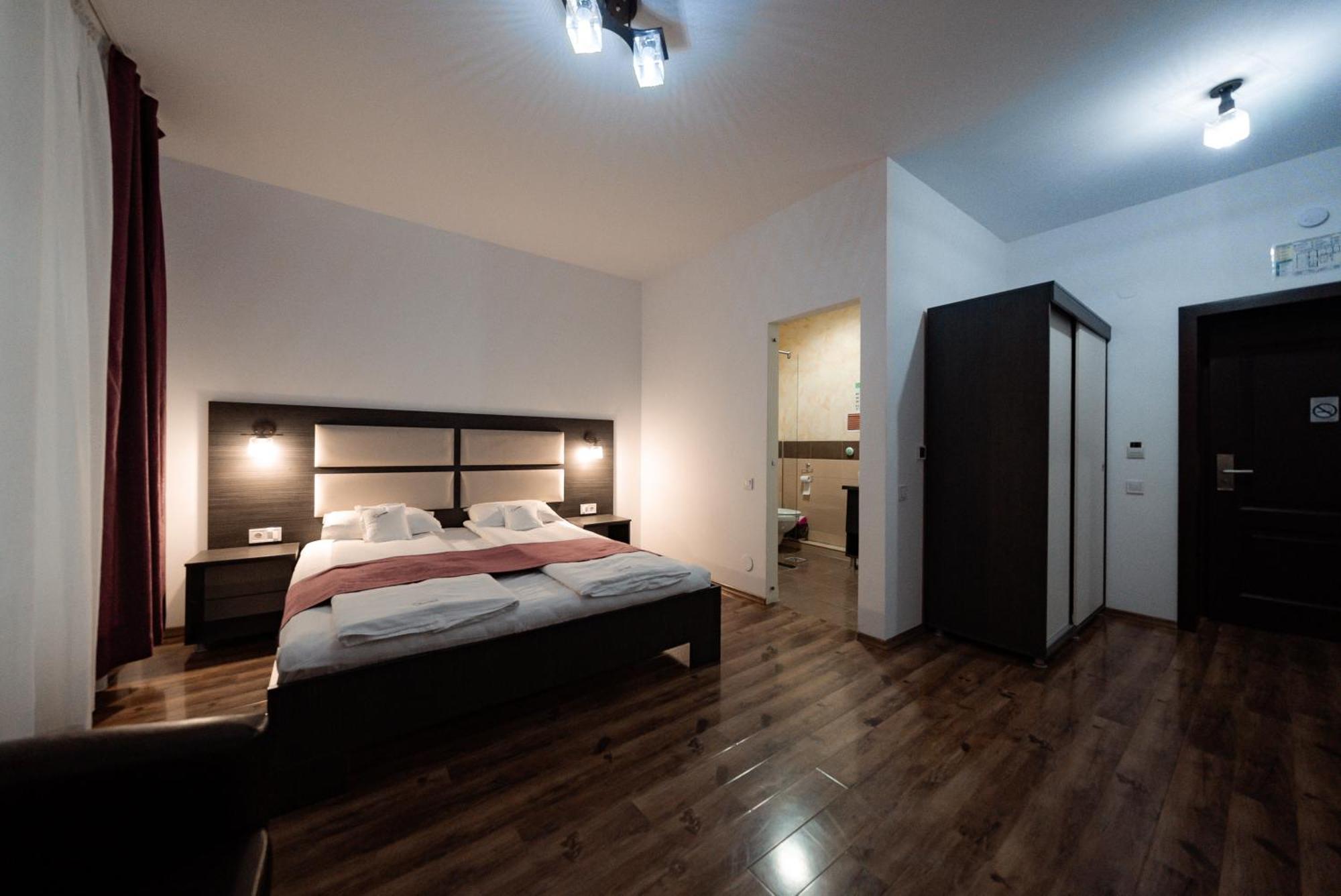 Quantum House Hotel Vatra Dornei Luaran gambar