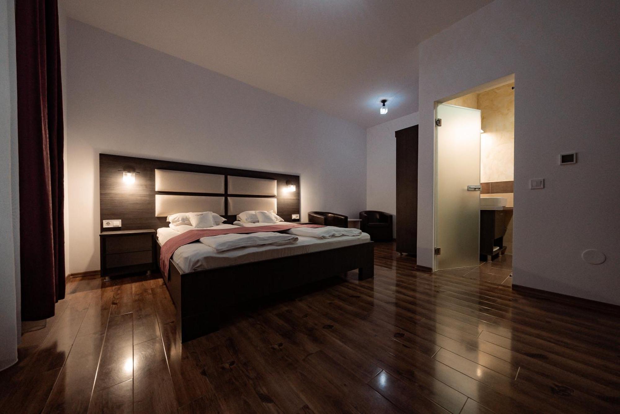 Quantum House Hotel Vatra Dornei Luaran gambar