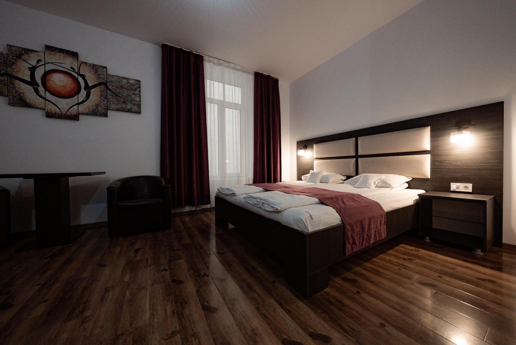 Quantum House Hotel Vatra Dornei Luaran gambar