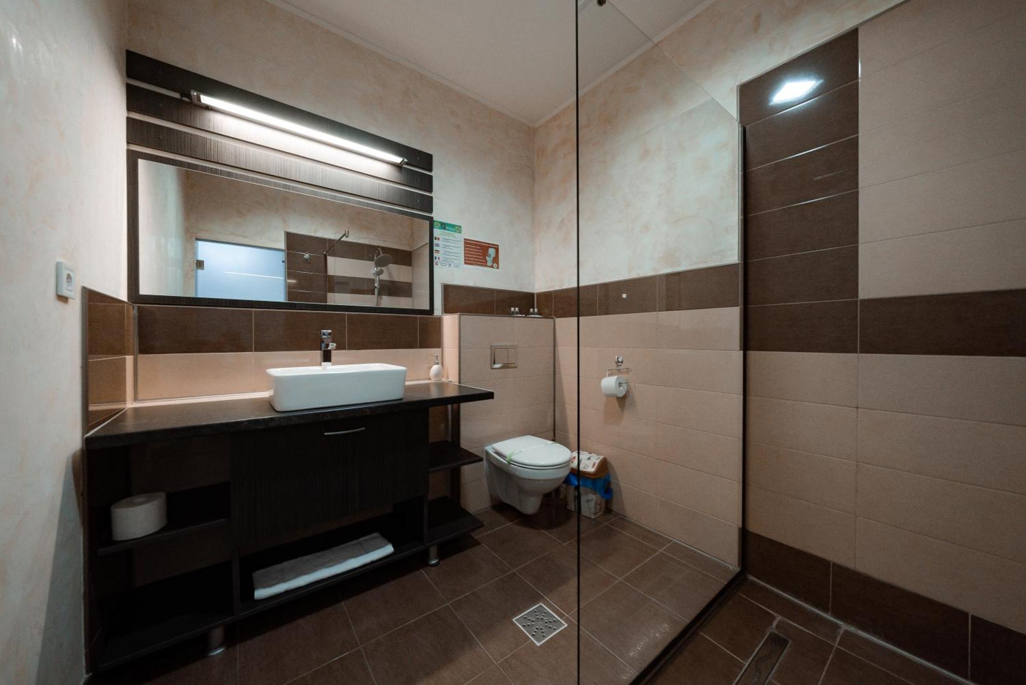 Quantum House Hotel Vatra Dornei Luaran gambar