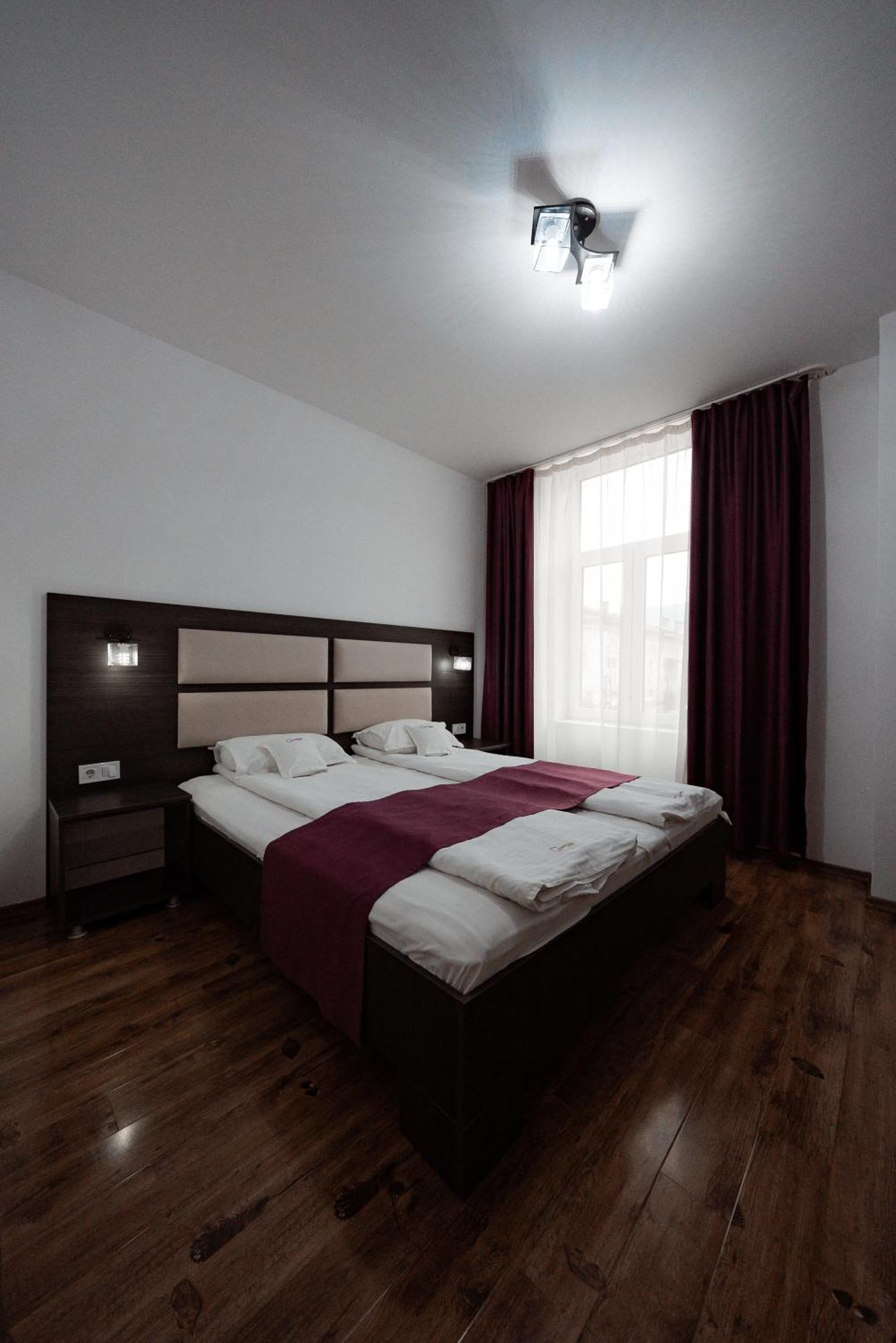 Quantum House Hotel Vatra Dornei Luaran gambar