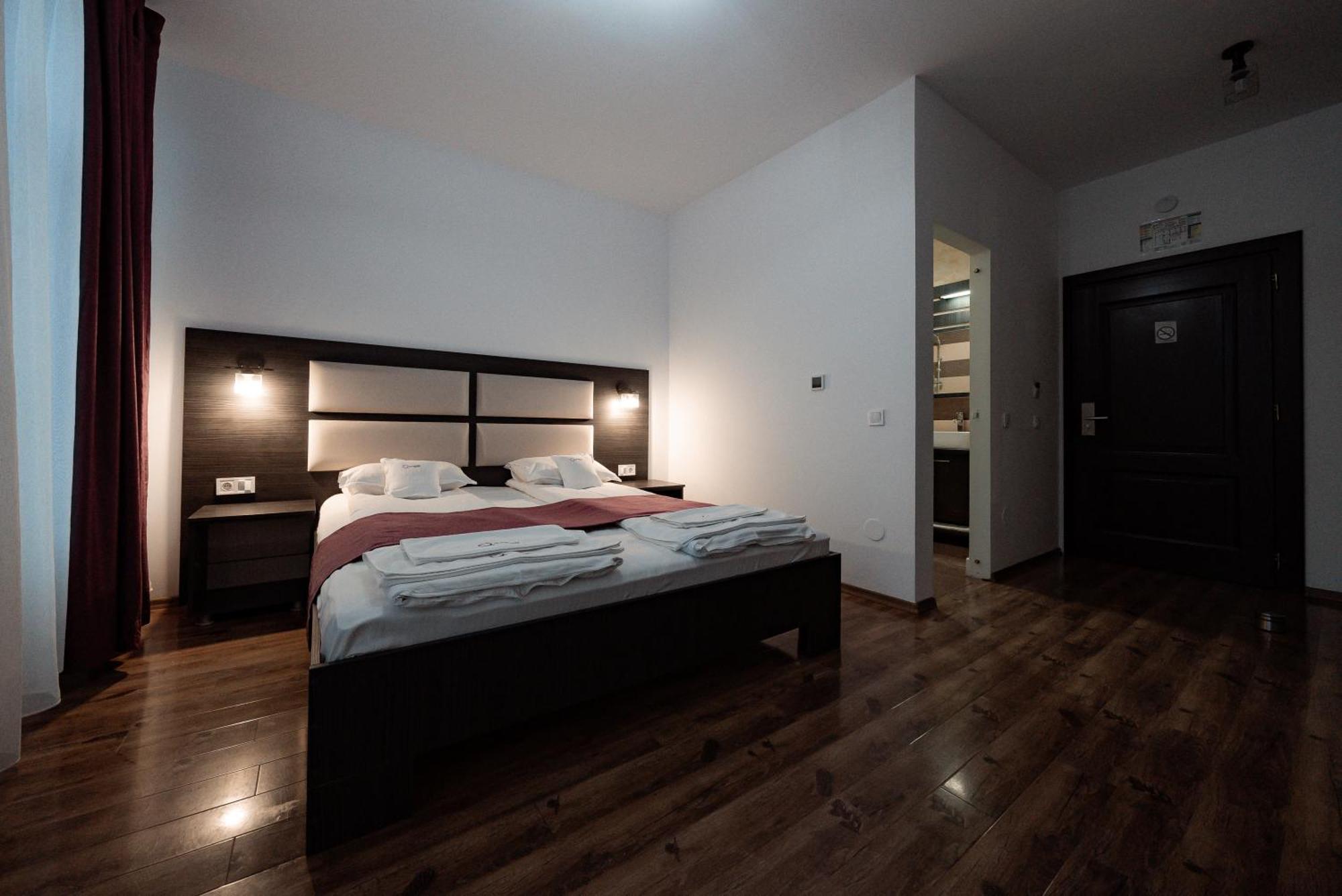 Quantum House Hotel Vatra Dornei Luaran gambar