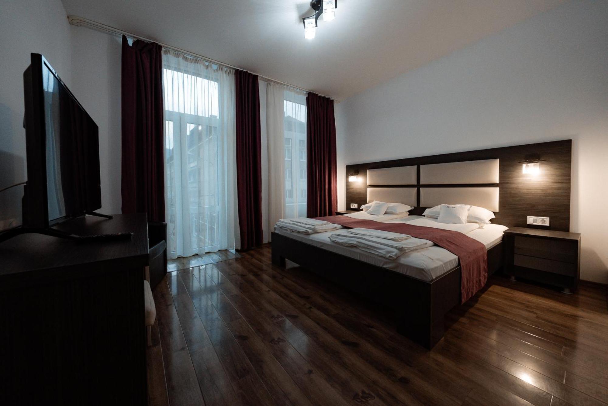 Quantum House Hotel Vatra Dornei Luaran gambar